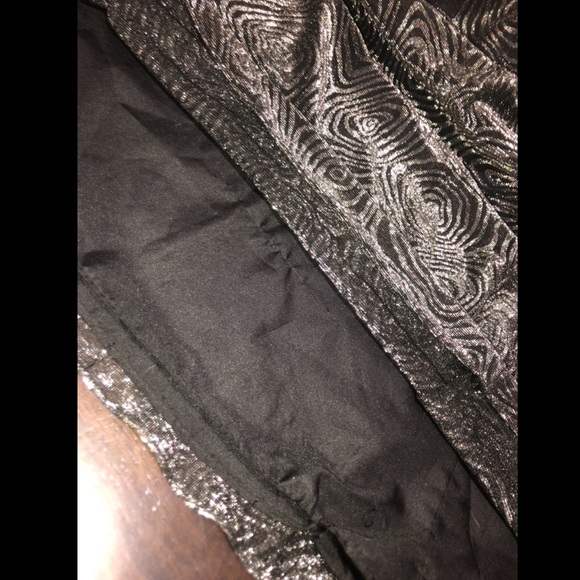 Stunning Dress - Picture 5 of 5